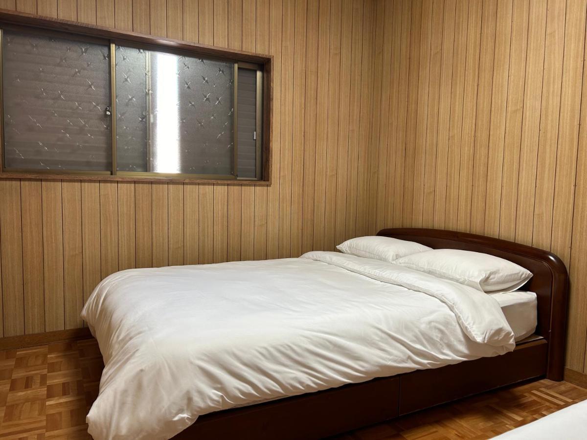 Kix House Waraku III 和楽三号館 Hotel Izumisano Exterior photo