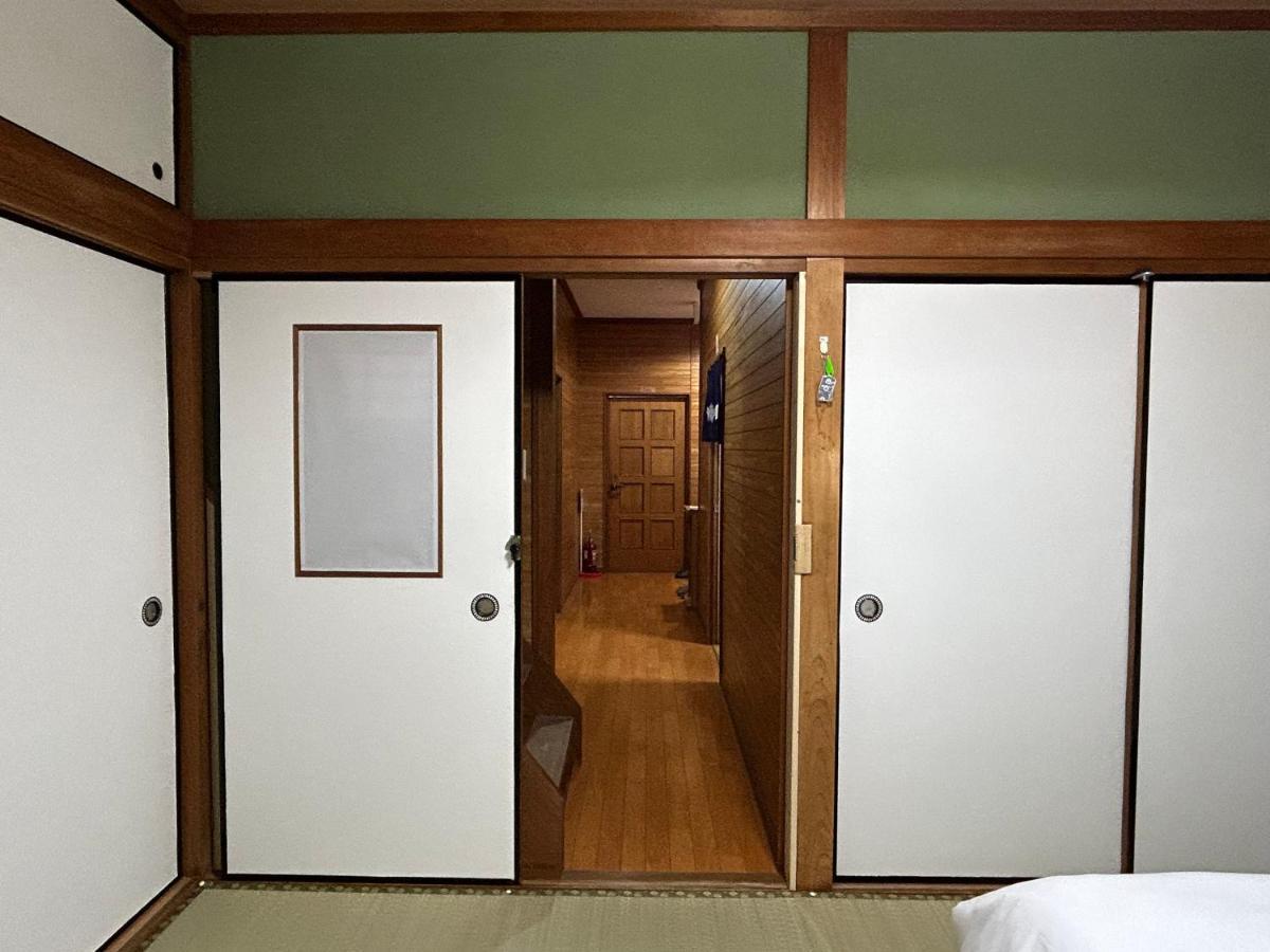 Kix House Waraku III 和楽三号館 Hotel Izumisano Exterior photo