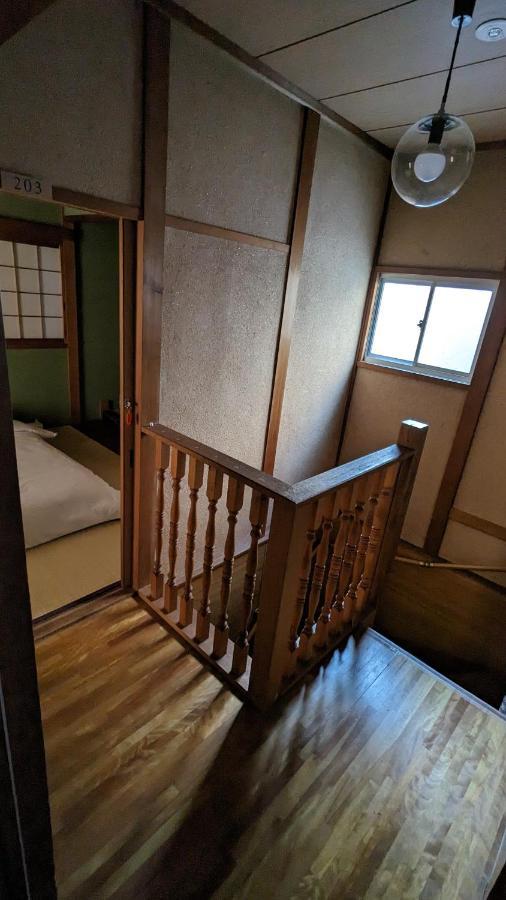 Kix House Waraku III 和楽三号館 Hotel Izumisano Exterior photo