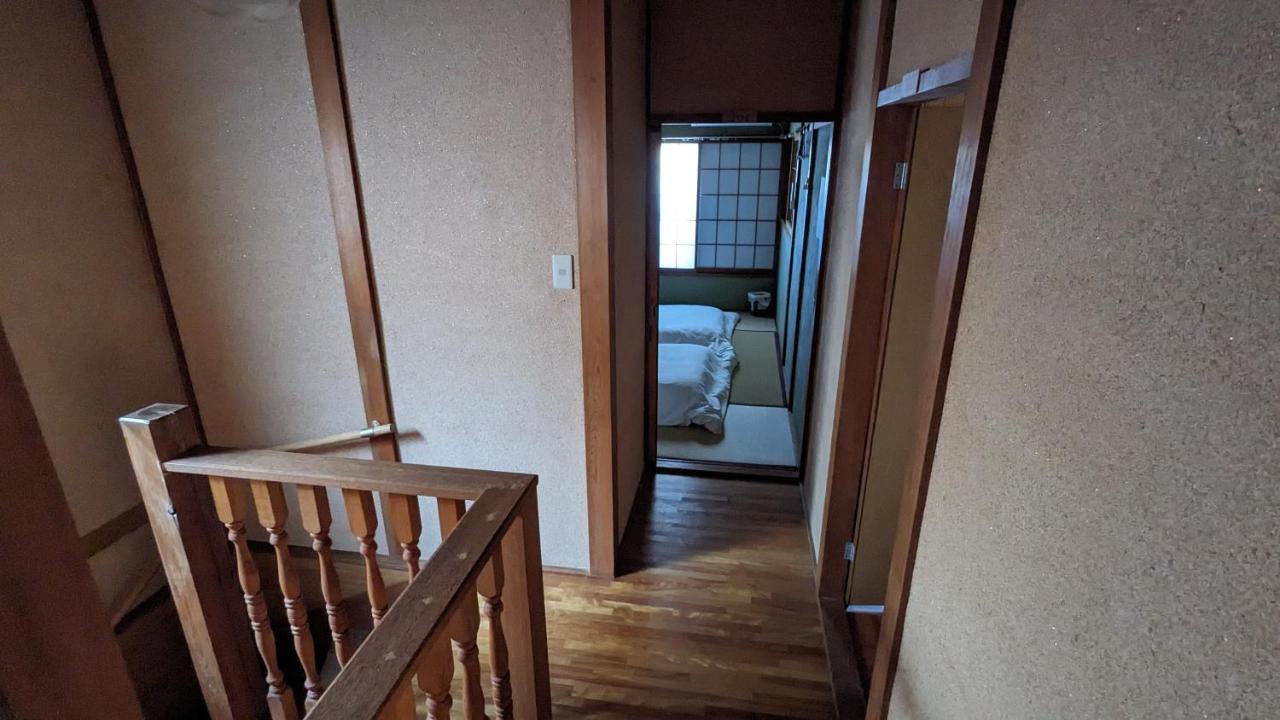 Kix House Waraku III 和楽三号館 Hotel Izumisano Exterior photo
