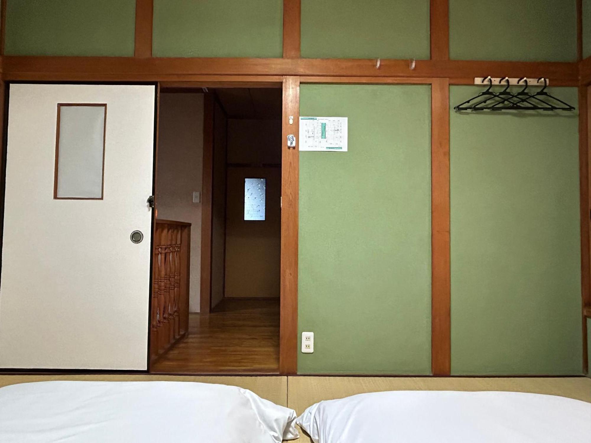 Kix House Waraku III 和楽三号館 Hotel Izumisano Exterior photo